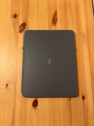 Funda con Teclado Logitech Combo Touch iPad Air 13