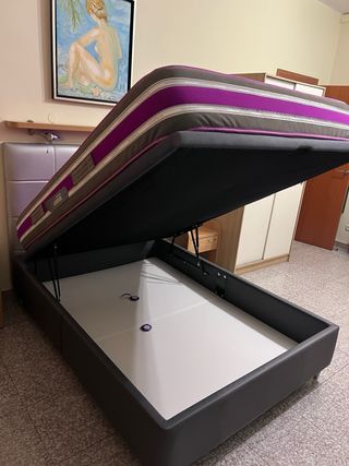 Canape matrimonio y colchón 135cnnx 180cm