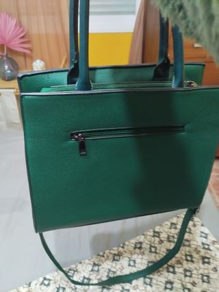 Bolso verde grande nuevo