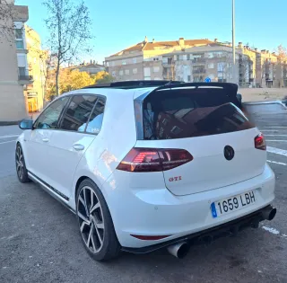 Volkswagen Golf 2016