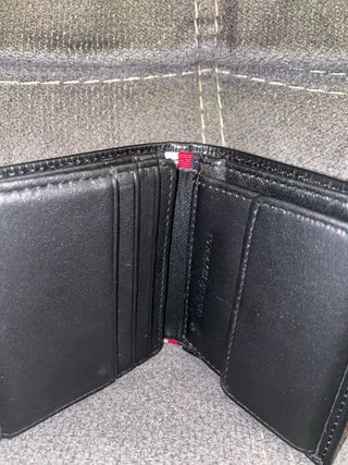 Cartera Tommy Hilfiger Negra