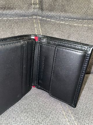 Cartera Tommy Hilfiger Negra