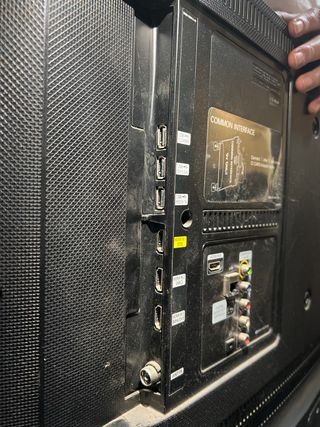 Televisión Samsung 40” curvo