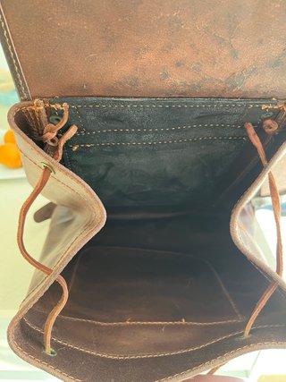 Mochila zurrón cuero serraje oscuro nuevo