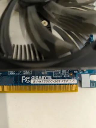 Gigabyte GTX 750 OC 2GB GV-N750OC-2GI