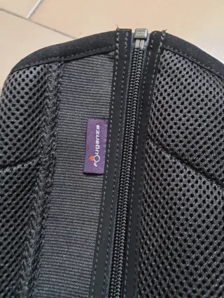 Casco y polainas montar a caballo