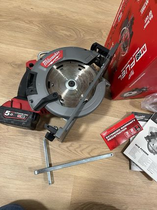 Sierra Circular para rail Milwaukee M18 FUEL