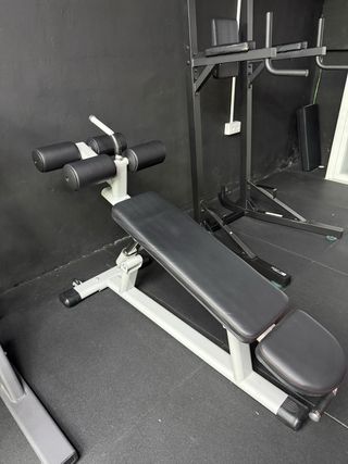 Banco abdominales declinado
