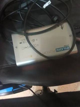 Silla de ruedas eléctrica negra