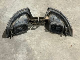 Pilotos Traseros Exteriores