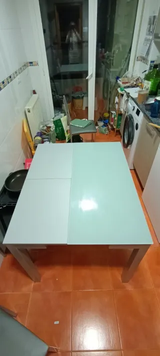 Mesa de cocina cristal y metal