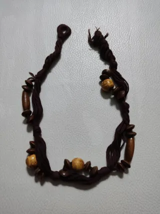 Collana artigianale spago e legno