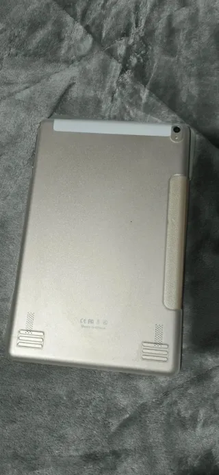 Tablet con Teclado y Ratón