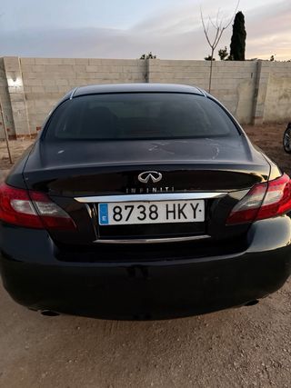 Infiniti M30 2013