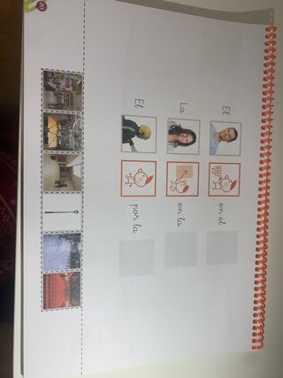 Libro 5 años 2* trimestre  3 la plaza del castillo