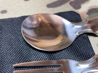 Set cubiertos de acero plegables