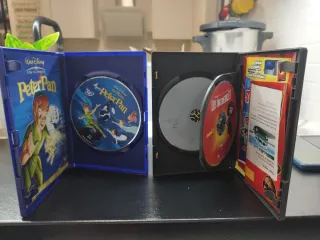 DVDs Los Increíbles y Peter Pan (Español)