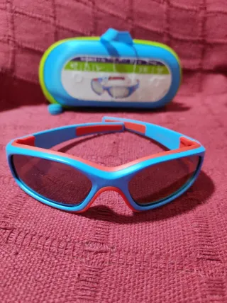 Gafas de sol ORAO para niños.