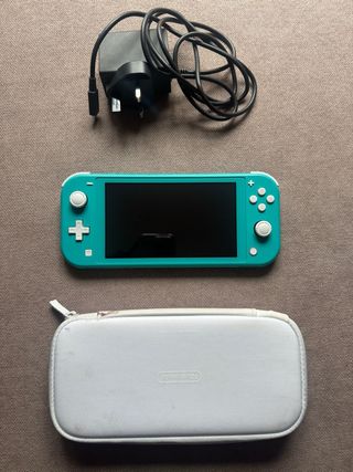 Nintendo Switch Lite Verde + Funda