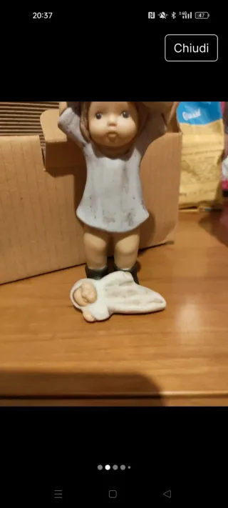 Statuina Goebel Nina Cappello della nonna