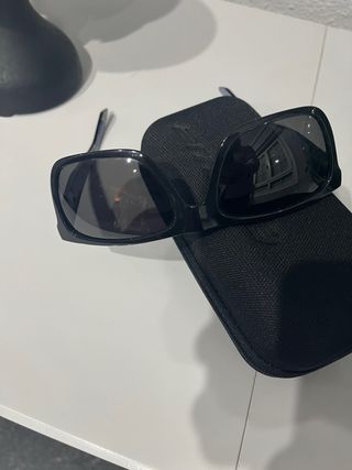 Gafas de sol Arnette negras