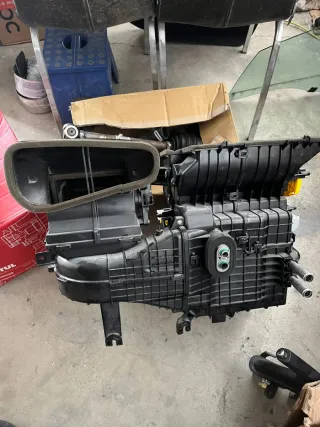 Montaje de la caja de climatización interior