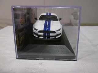 FORD MUSTANG SHELBY GT 390 R (2016) ESCALA 1/43