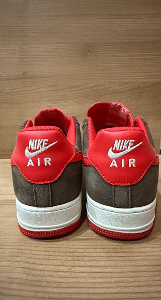 Nike Air Force 1 Rojas y Marrones