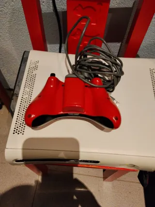 Consola Xbox 360 Microsoft Roja y Blanca