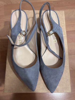 Zapatos Unisa ante gris destalonados T37