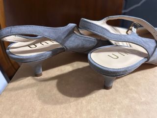 Zapatos Unisa ante gris destalonados T37