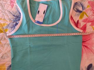 Top Vibration nuevo, turquesa , talla S, mod. 3016