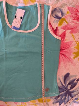 Top Vibration nuevo, turquesa , talla S, mod. 3016