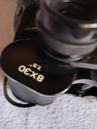 Prismáticos antiguos con funda joca