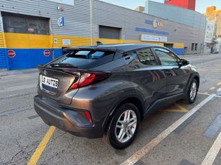 Toyota C-HR 2021