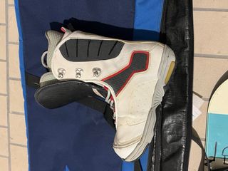 Equipo snowboard Burton