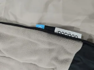 Saco Bugaboo alto rendimiento gris