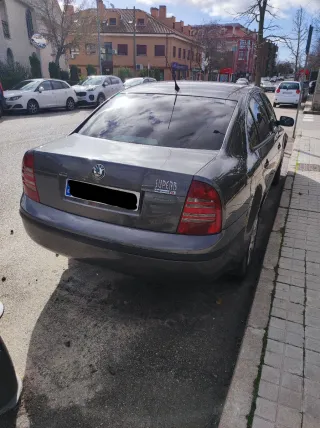 Skoda Superb 2002