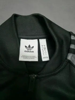 Chaqueta Adidas Negra y Gris