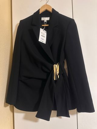 Blazer Zara Negro con Hebilla Talla M