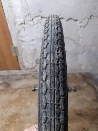 Rueda trasera bici 20x1.75