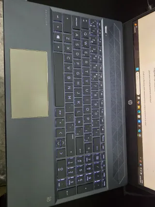 HP Ryzen 7 3700U Portátil Gris