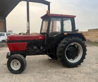 Tractor CASE Internacional 956
