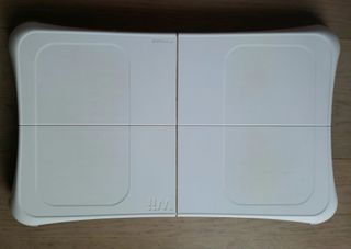 Wii Balance Board + juego Wii Fit Plus