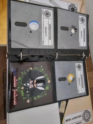 Kit de Orientación Dharma Initiative Perdidos caja