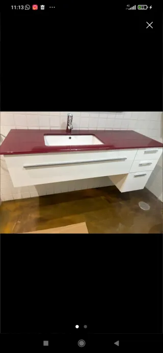 Lavabo de baño moderno