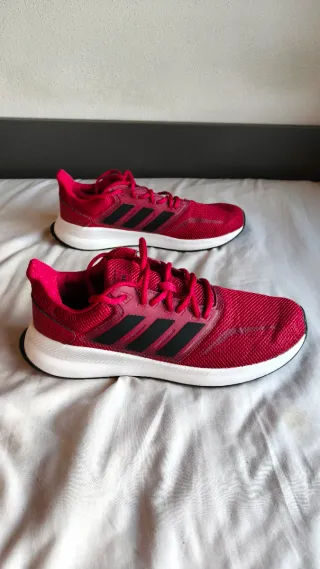 Zapatillas deportivas Adidas rojas