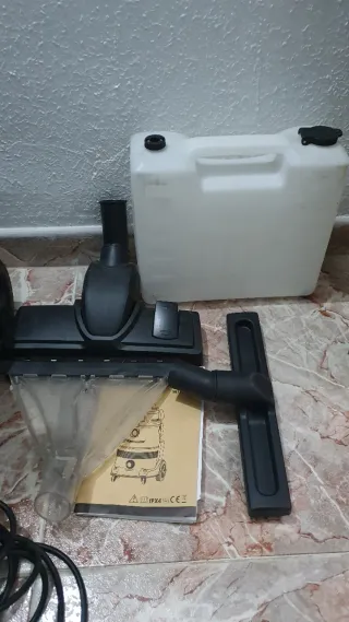 Aspiradora Vacmaster VK1323PFR 1300W 23L