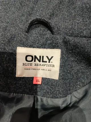 Abrigo gris ONLY mujer