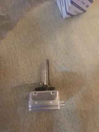 2x Bombillas Xenón D3S 35W 5000K AMOLUX EUROPE